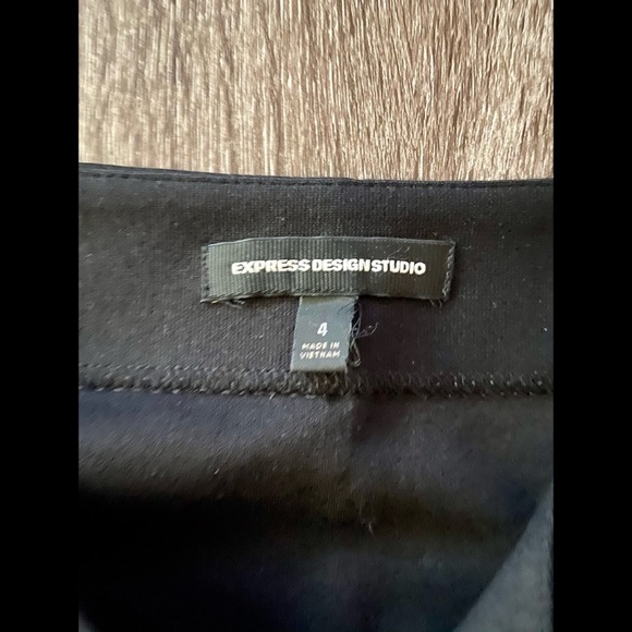 Express Mini Skirt - Picture 5 of 5